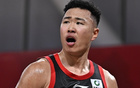 MVP赛季正式收官！贺希宁关键战表现低迷14投仅5中，下半场更是8次出手仅2中，状态全面崩盘情绪低落黯然离场